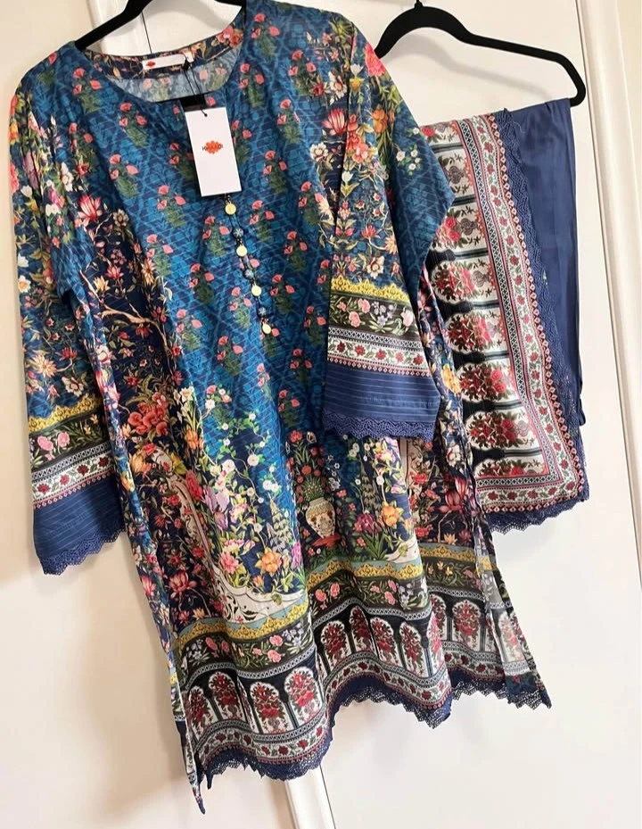 Khaadi Women's Blue Floral Kurti and Pants Set