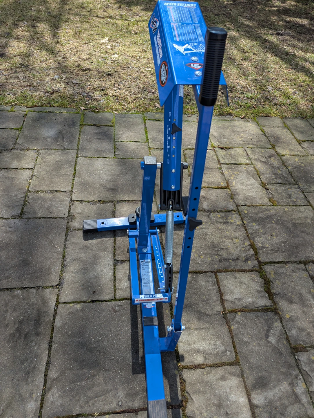 Louisville Slugger Blue Flame Ultimate Pitching Machine - photo 2