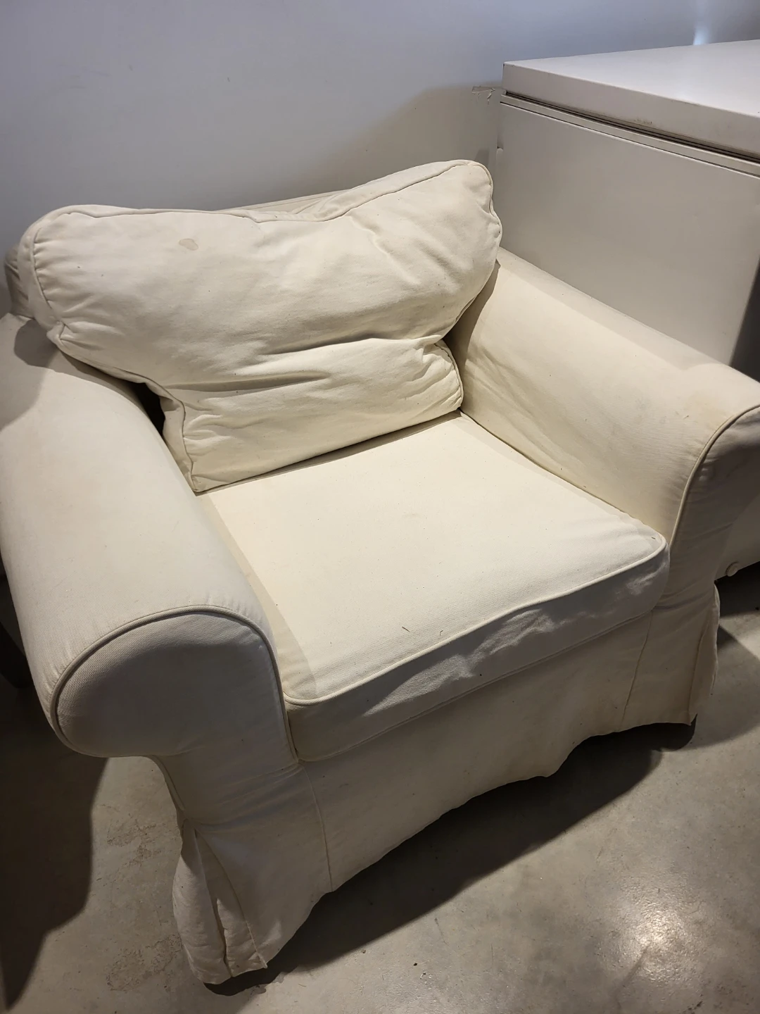 Fauteuil et causeuse blanc - photo 3