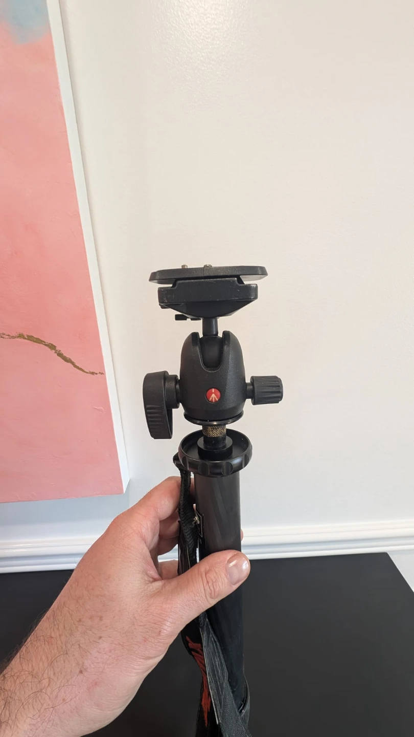 Manfrotto 494RC2 Ball Head on Sirui P-326 Carbon Monopod - photo 2