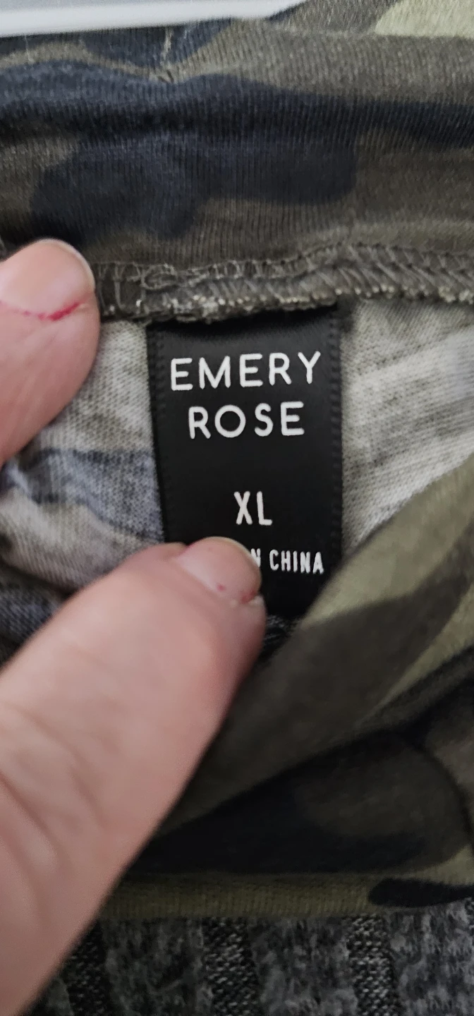 Emery Rose Camouflage Cut-Out Leggings - photo 4