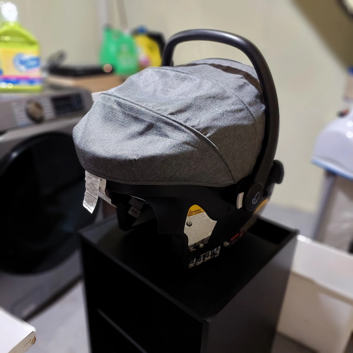 Evenflo LiteMax Infant Car Seat - photo 4