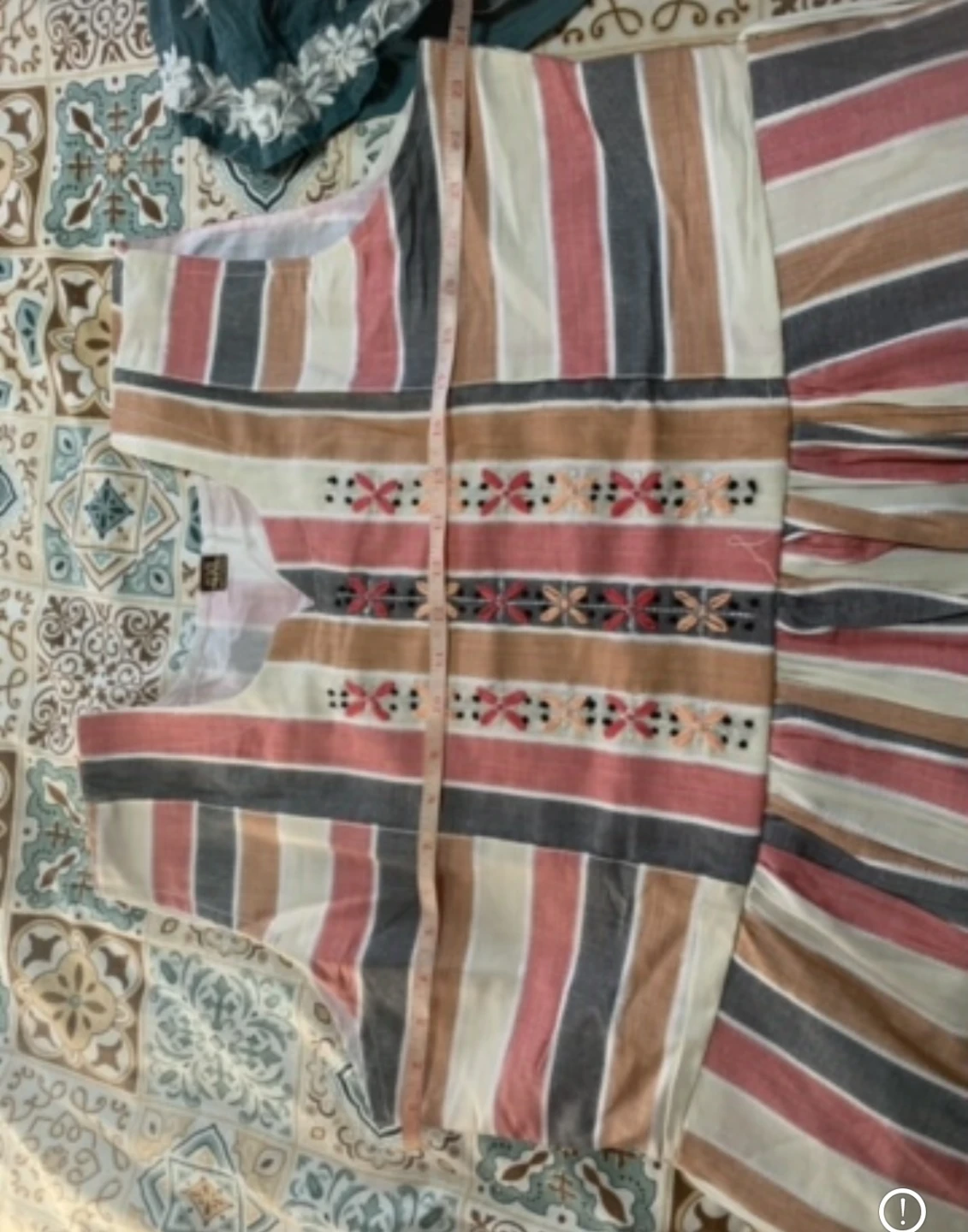 Akil Women's Striped Embroidered Kurti - photo 2
