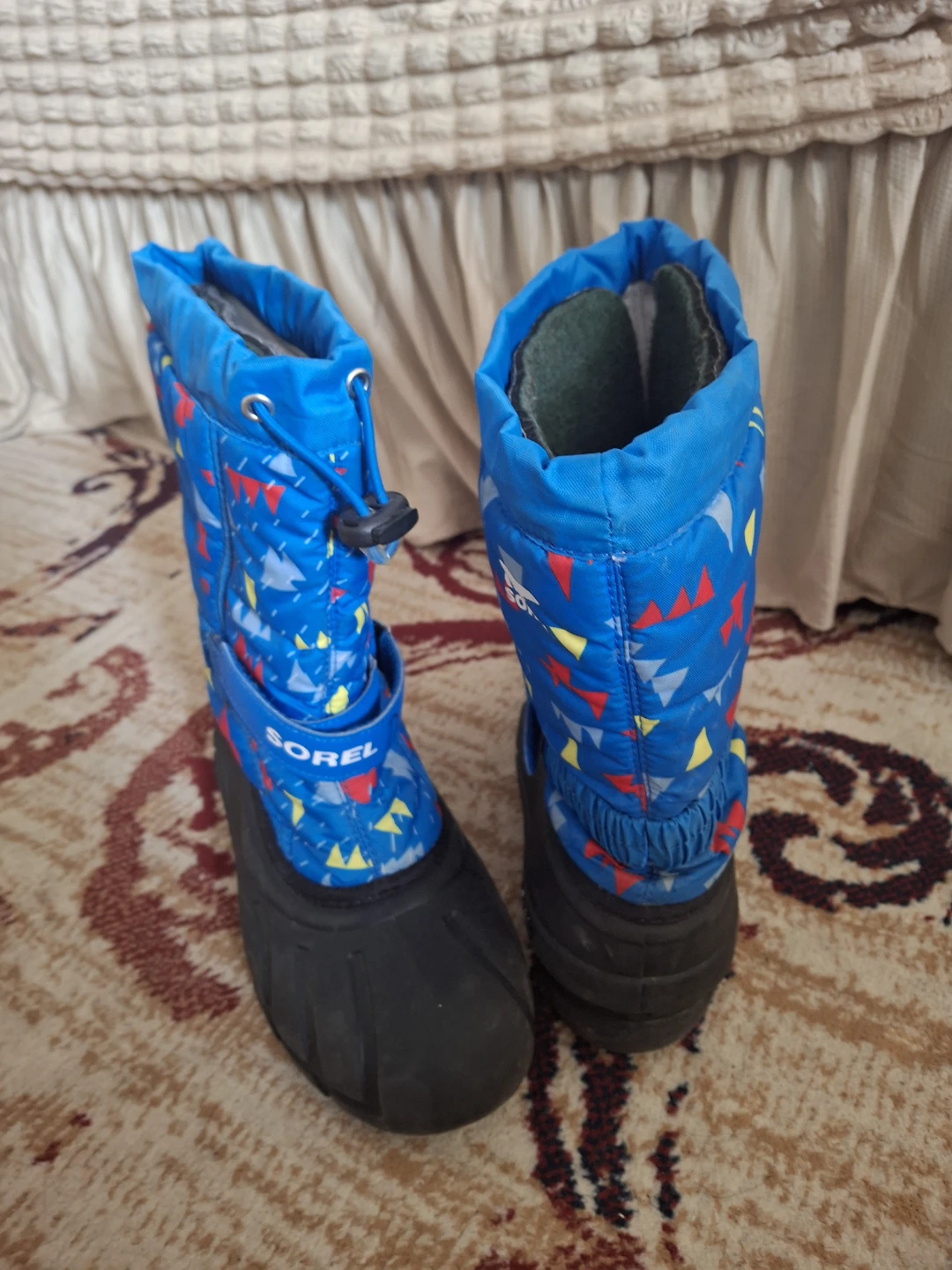 Sorel Kids Winter Boots Size 6 - photo 3