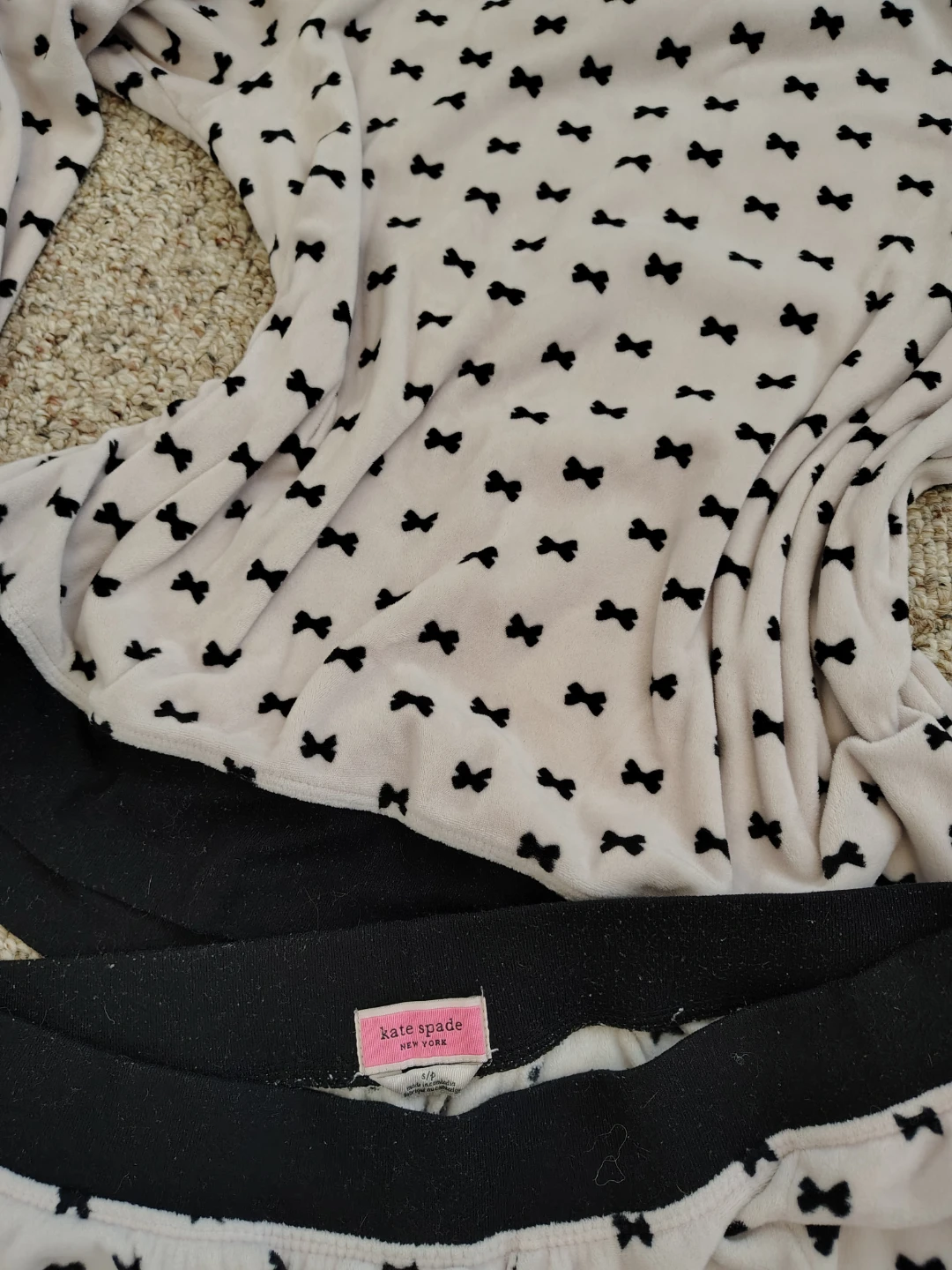Kate Spade Pjs - Pink with Black Bows - photo 3