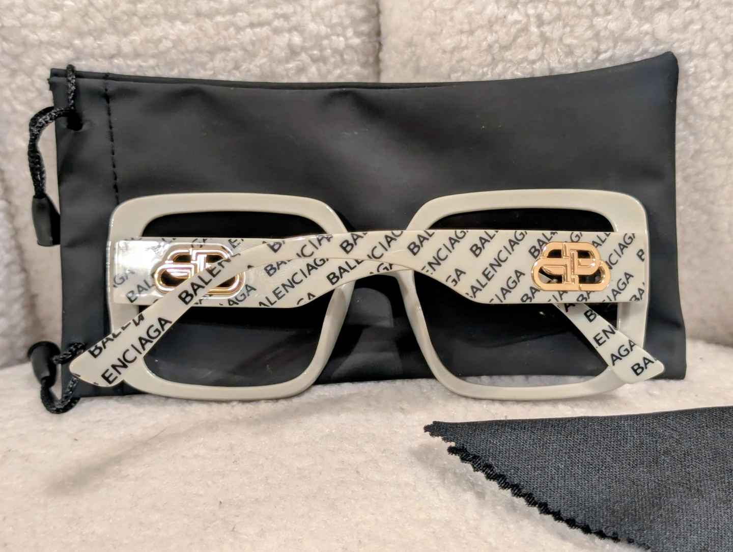 Balenciaga Logo Sunglasses - photo 3