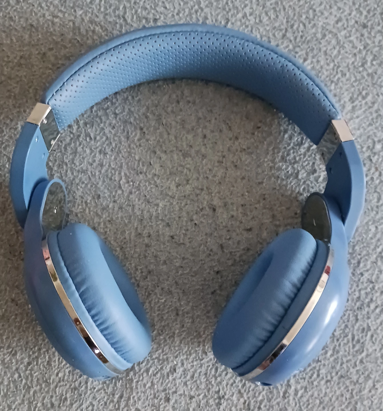 Bluedio Hurricane Over-Ear Headphones
