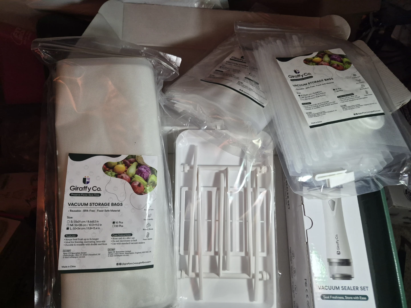Giraffy Co. Vacuum Sealer Set with Machine & Bags - photo 2
