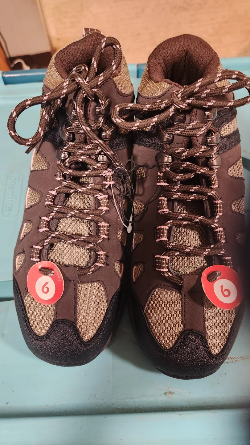 Women's Hiking Boots Size 6