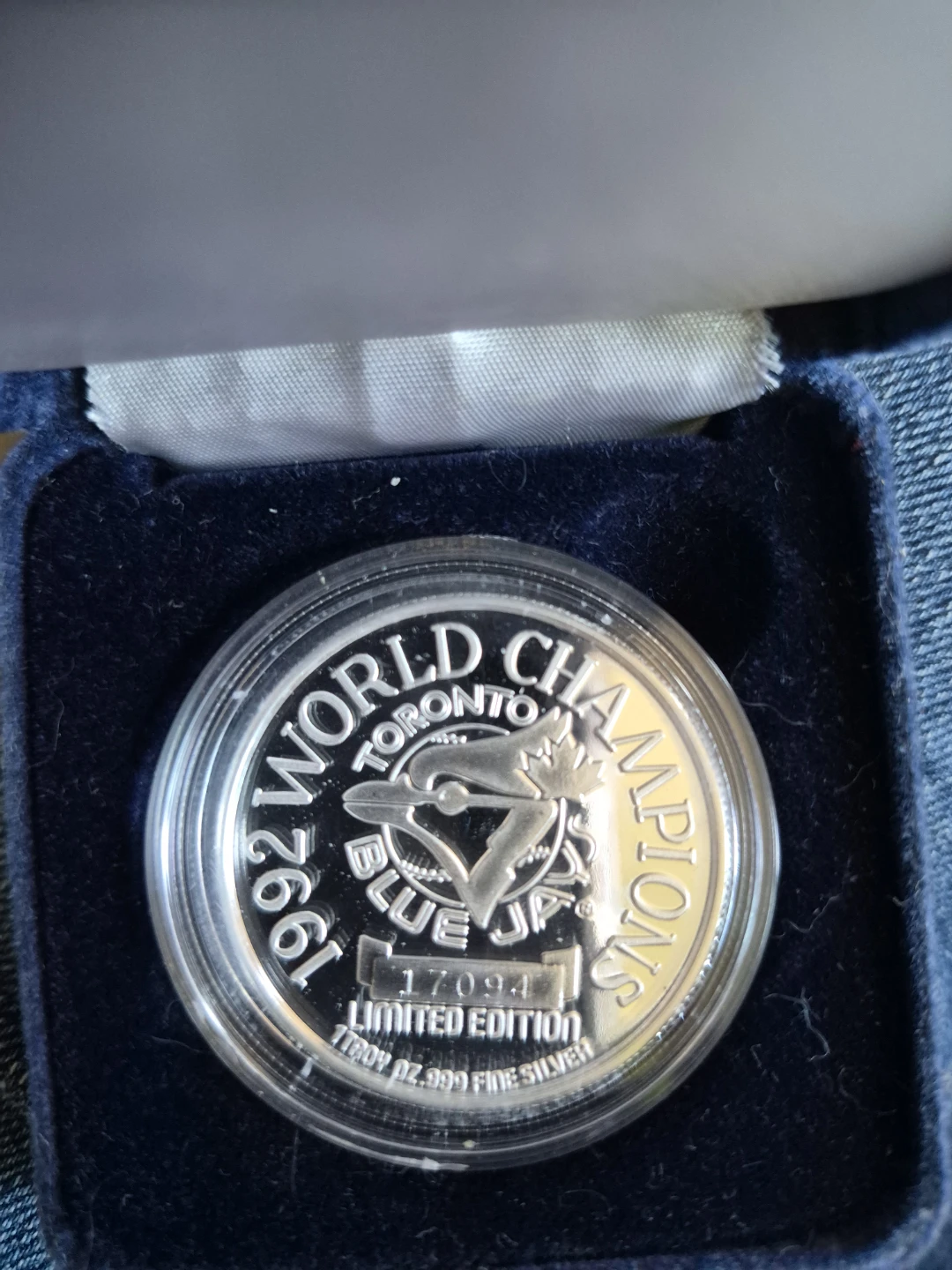 1992 world championship  coin - photo 2
