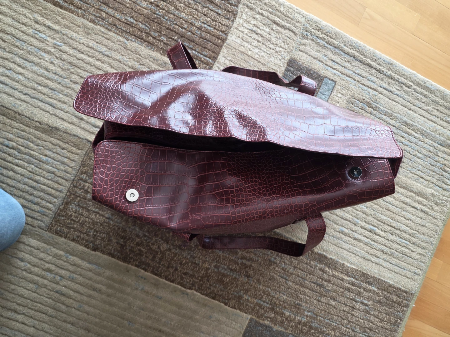 Maroon Faux Croc Tote Bag - photo 4