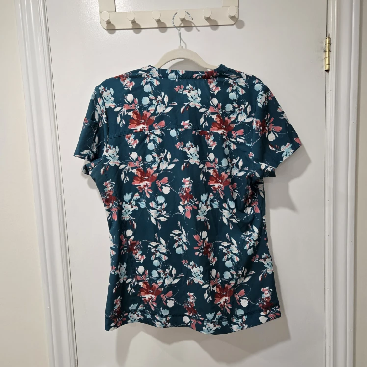 Health Pro Green Floral Scrub Shirt - photo 4