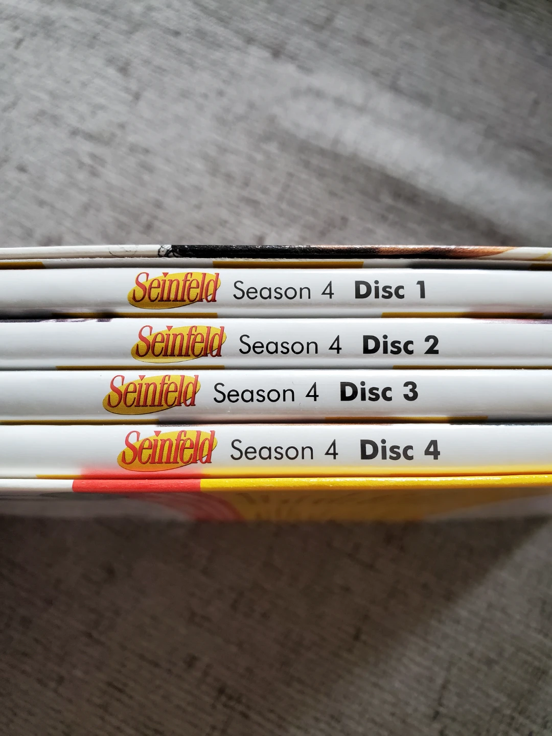 Seinfeld Season 4 DVD Set - photo 3