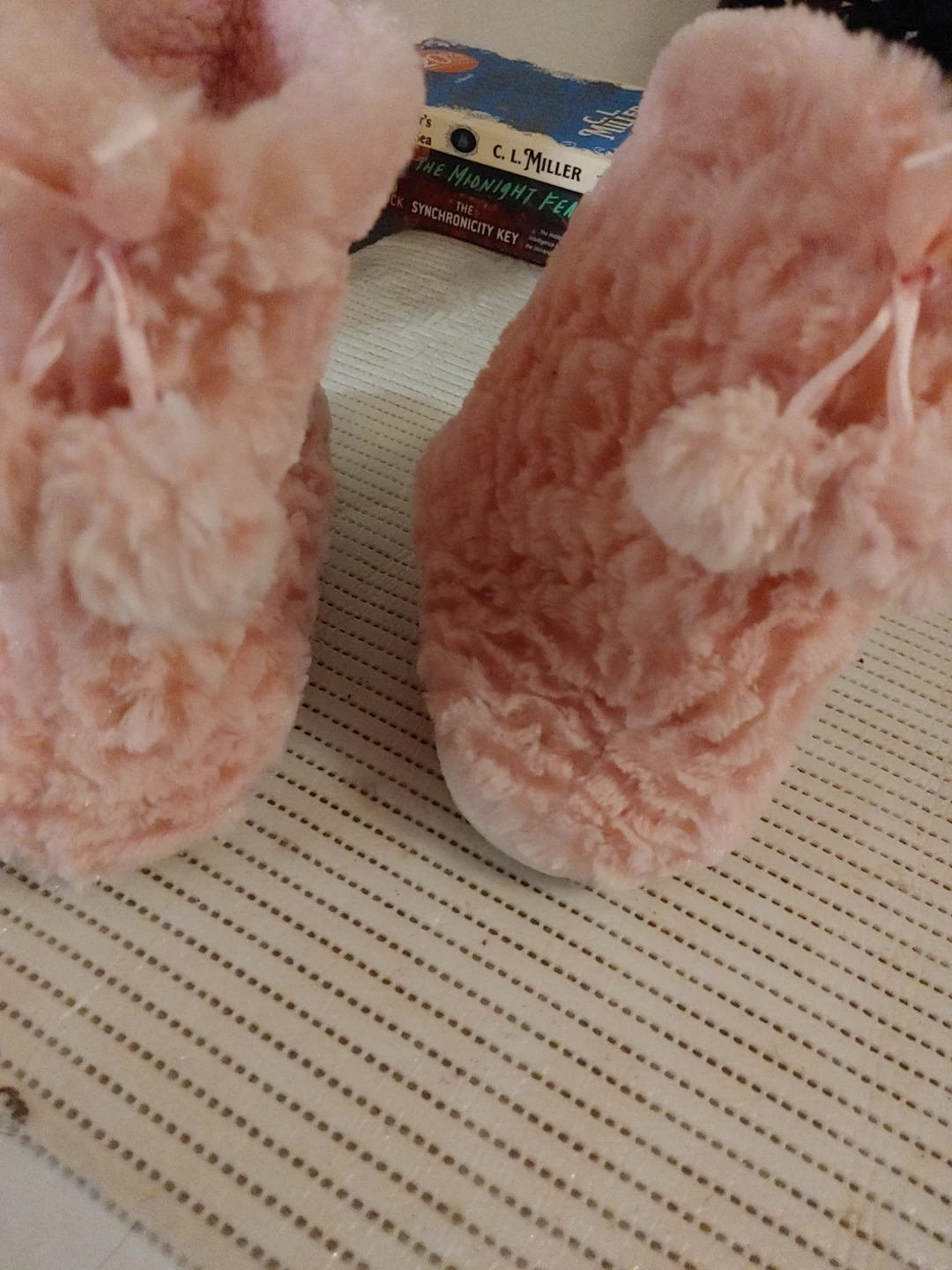 Pink Fuzzy Slippers Size S - photo 3
