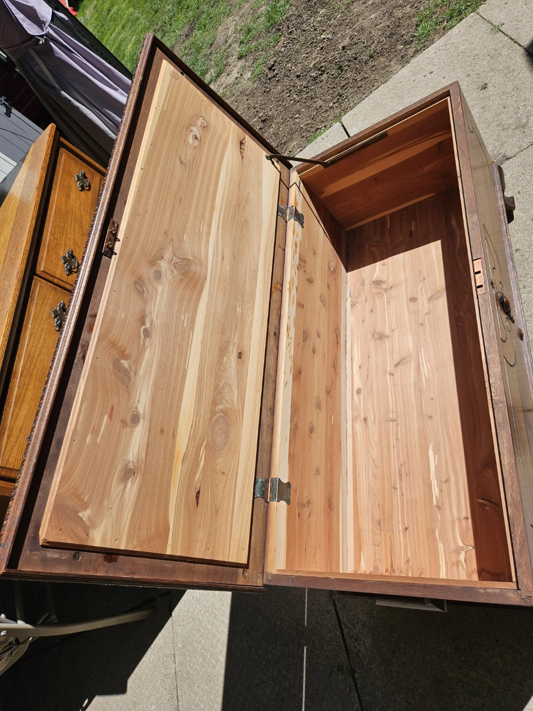 Antique Wooden Cedar Lined Storage Chest - photo 4