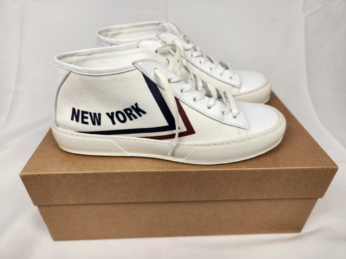 Joshua's 'New York' Women's Sneakers