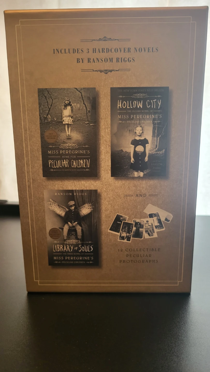 Ransom Riggs Miss Peregrine's Peculiar Children Books - photo 3