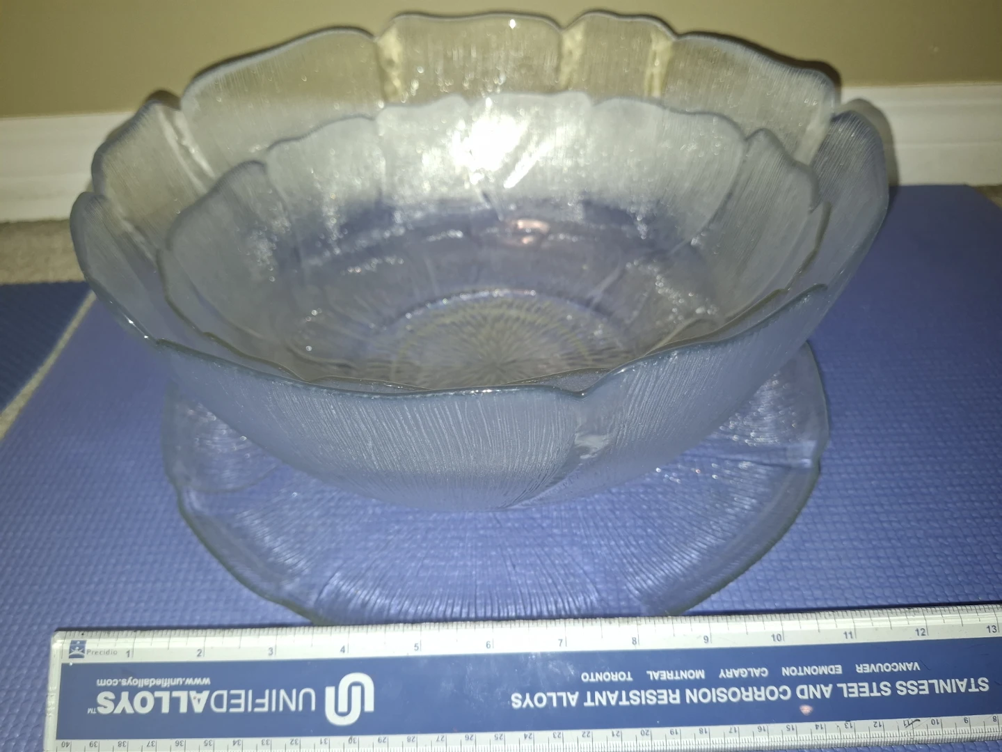 Elegant 3-Piece Frosted Glass "Petal" Serving Set