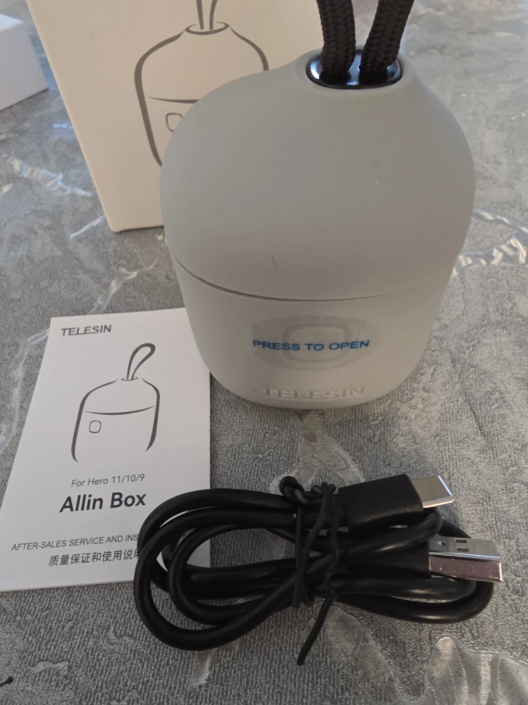 All-in-one box charger with 2 batteries for hero 11/10/9 - photo 2