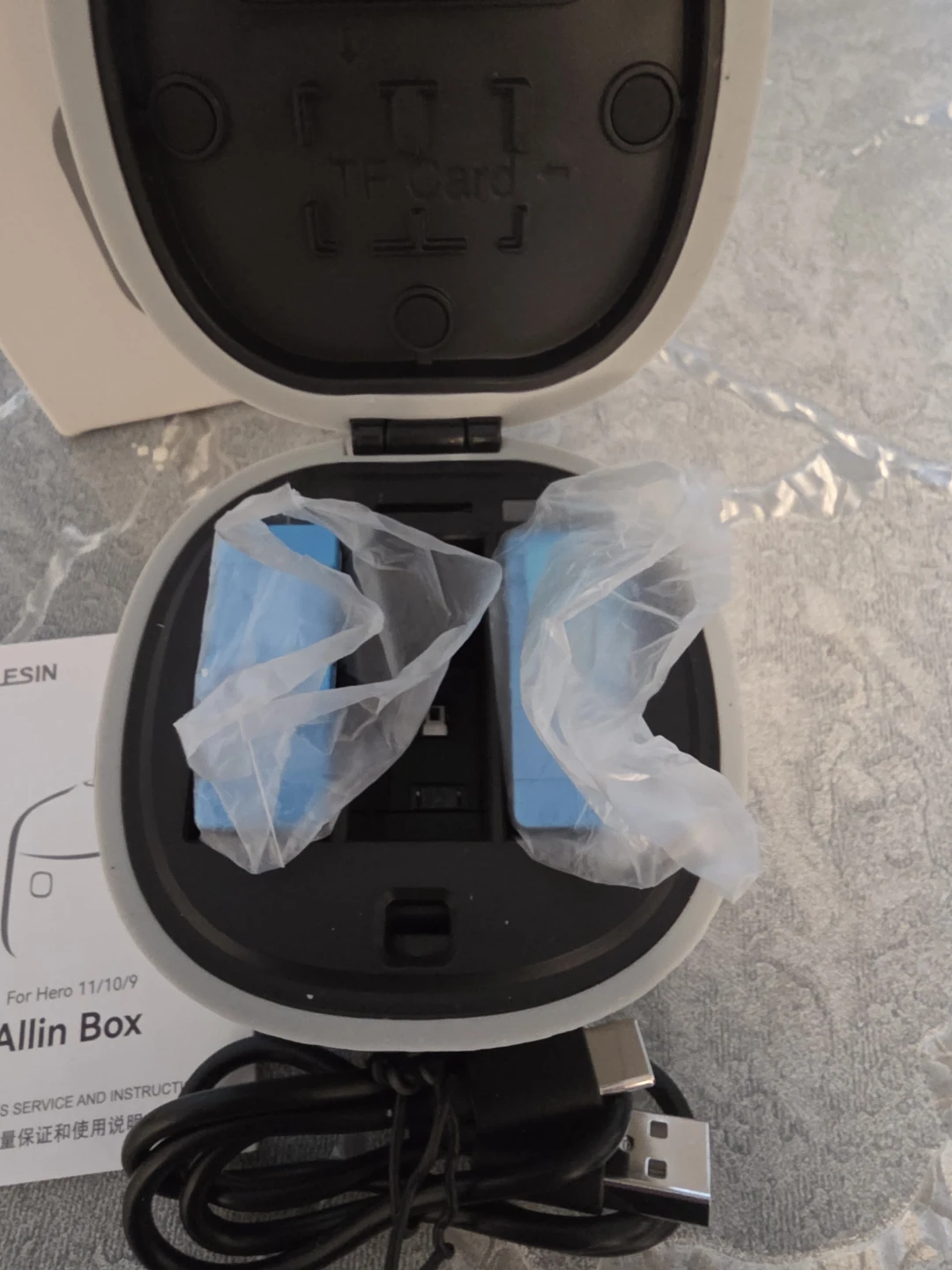 All-in-one box charger with 2 batteries for hero 11/10/9 - photo 3
