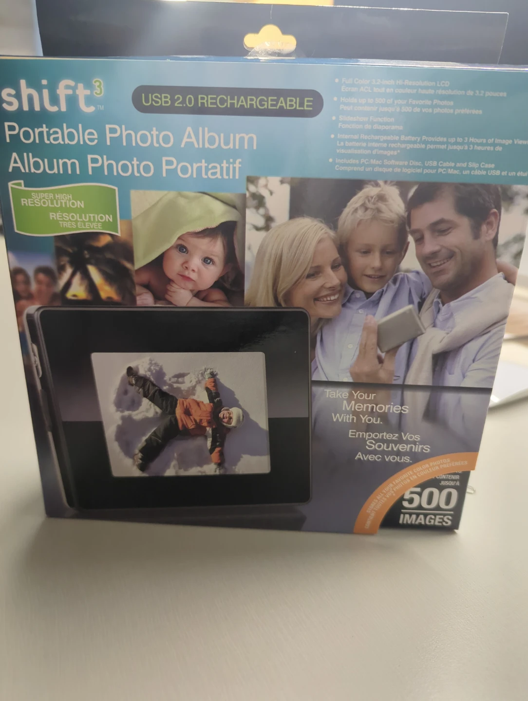 Shift 3 Portable USB 2.0 Rechargeable Photo Album