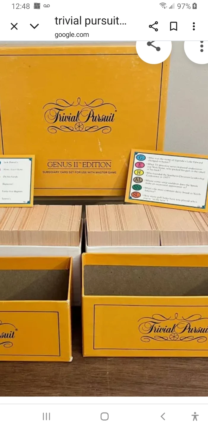 Trivial pursuit yellow edition