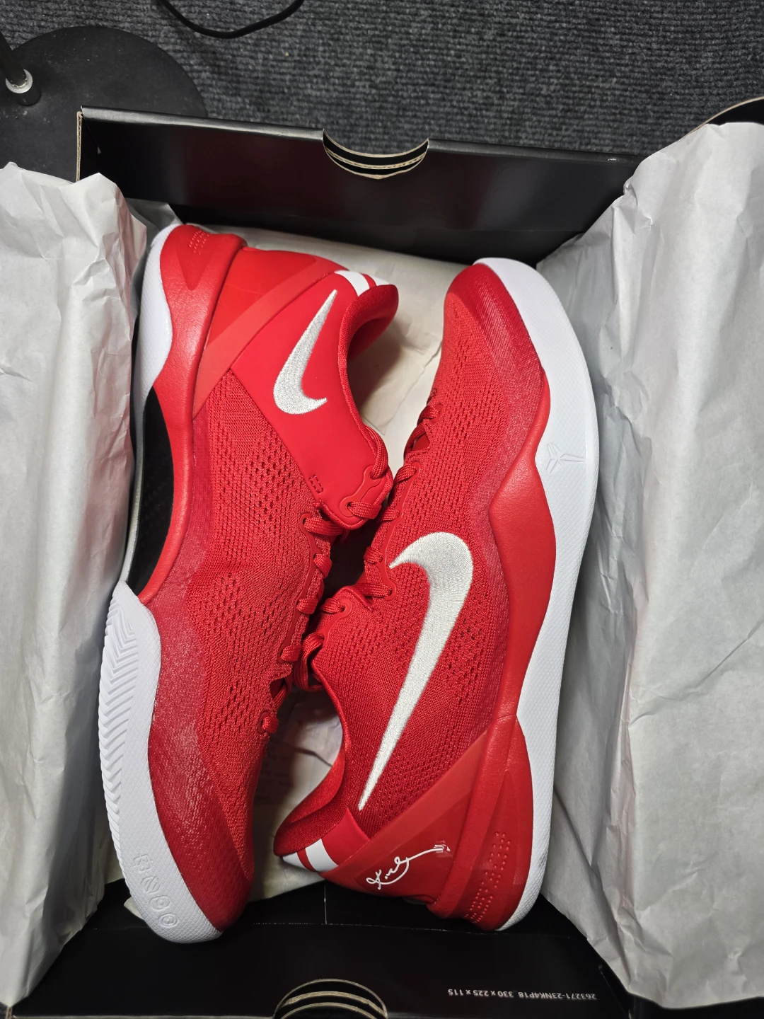 Nike Kobe 8 Protro Red Basketball Shoes Size US11 - photo 2