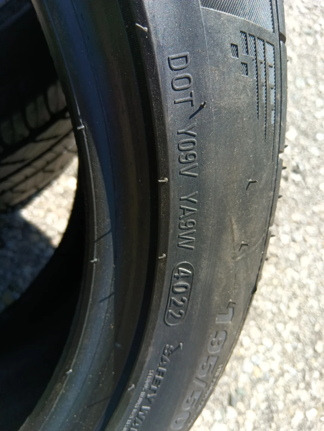 Kumho Ecsta 4X Tires - 195/50 ZR16 84V - photo 3