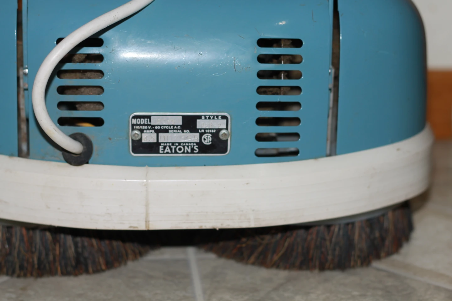 Viking Floor Polisher with Eatons Model 1915 - photo 3