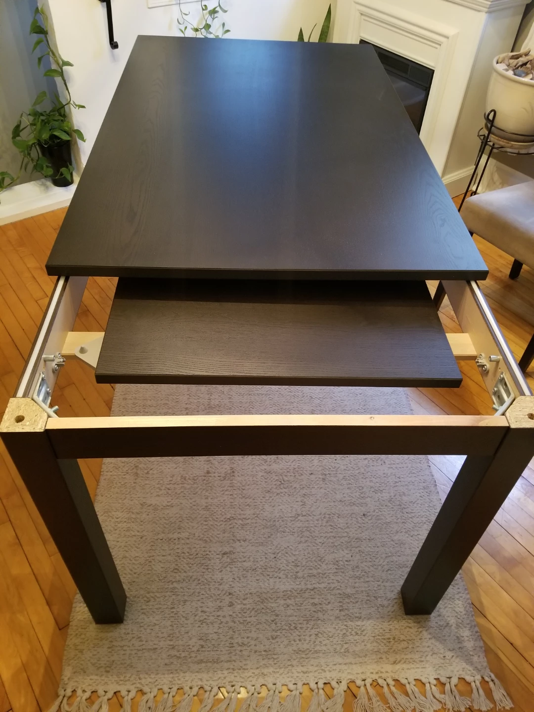 Extendable Dining Table - photo 3