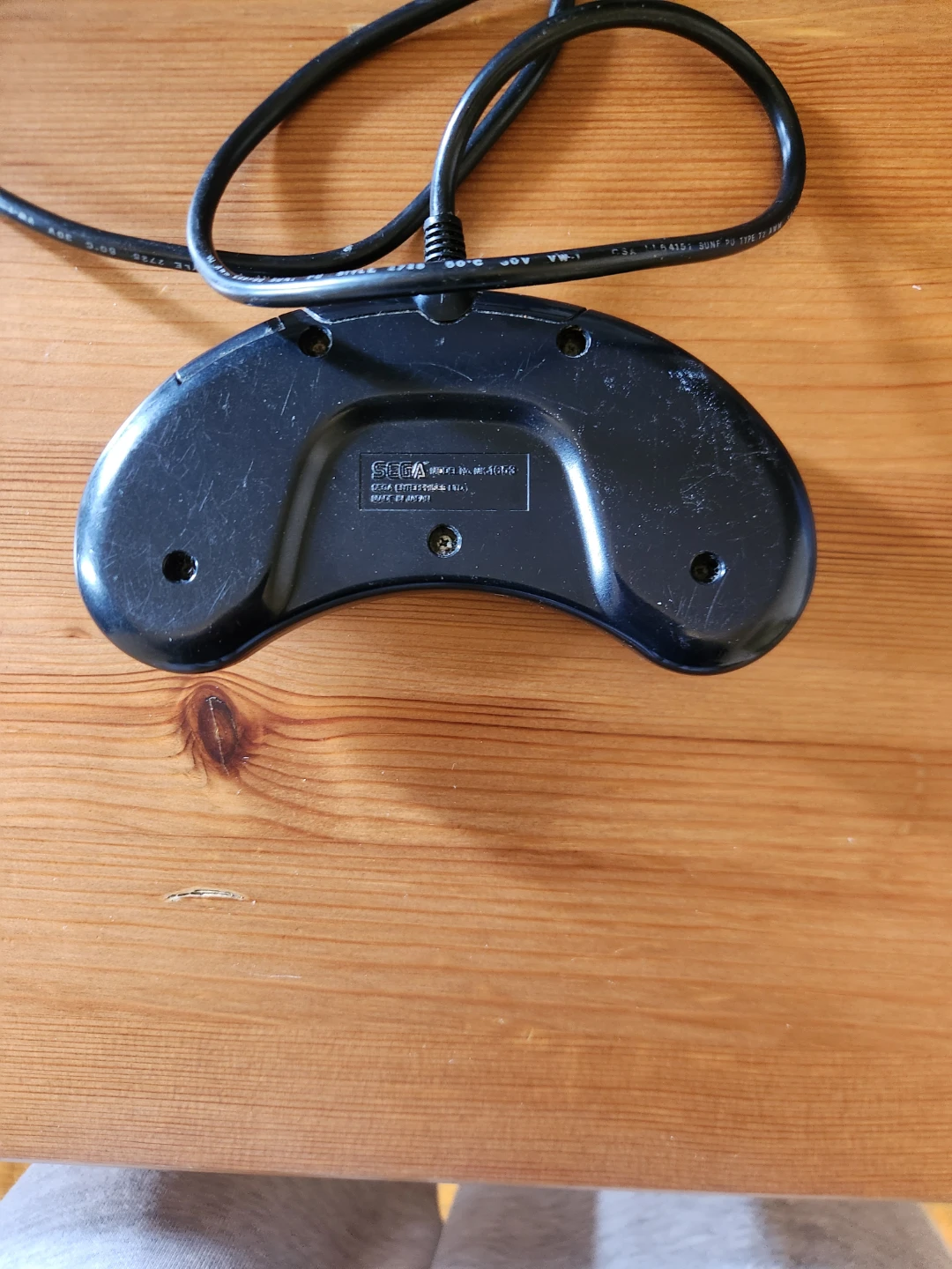 Bundle Sega Genesis RF Unit MK-1632 and Controller - photo 2