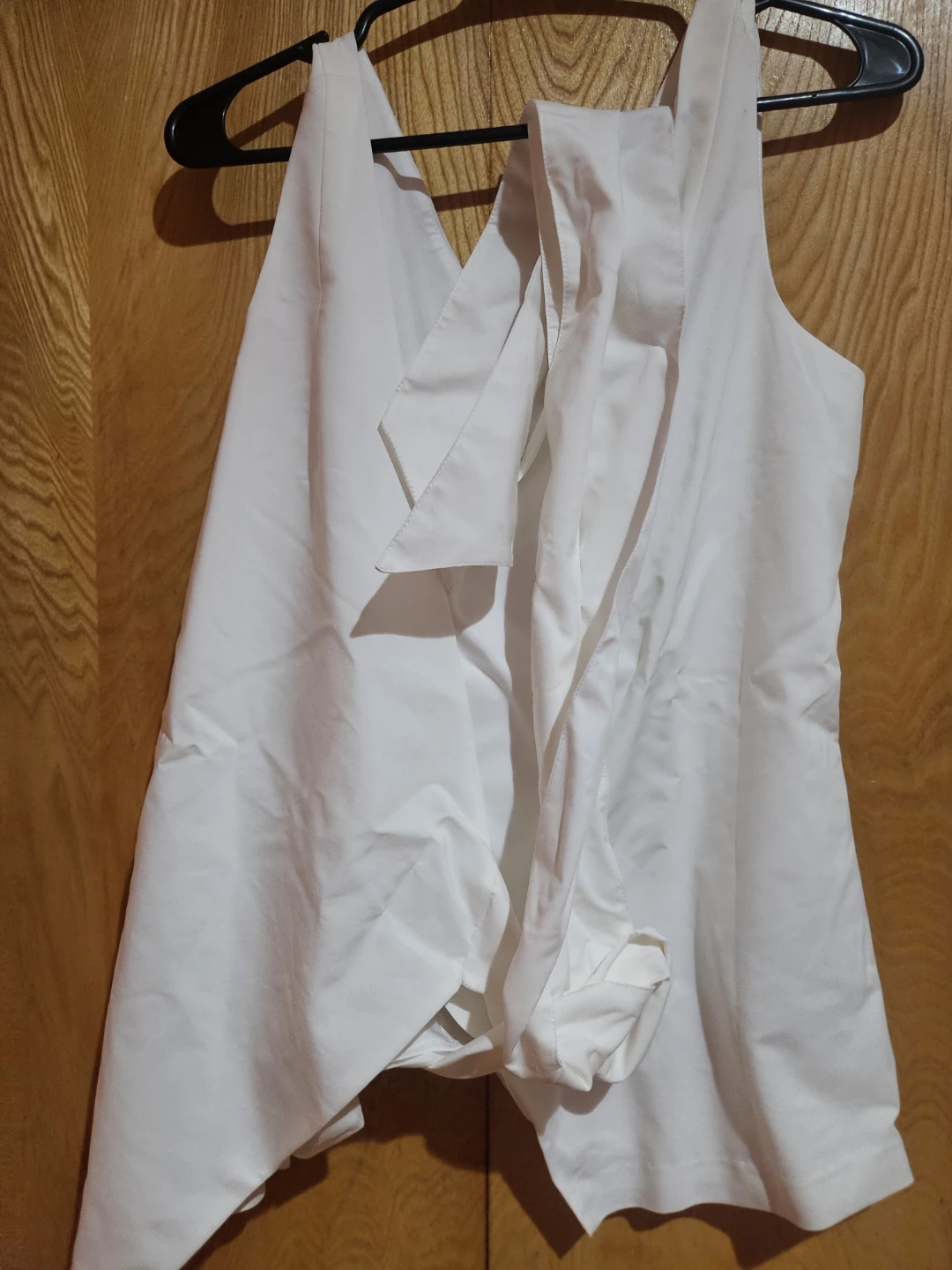 Club Monaco White Sleeveless V-Neck Top - Size S/P - photo 3