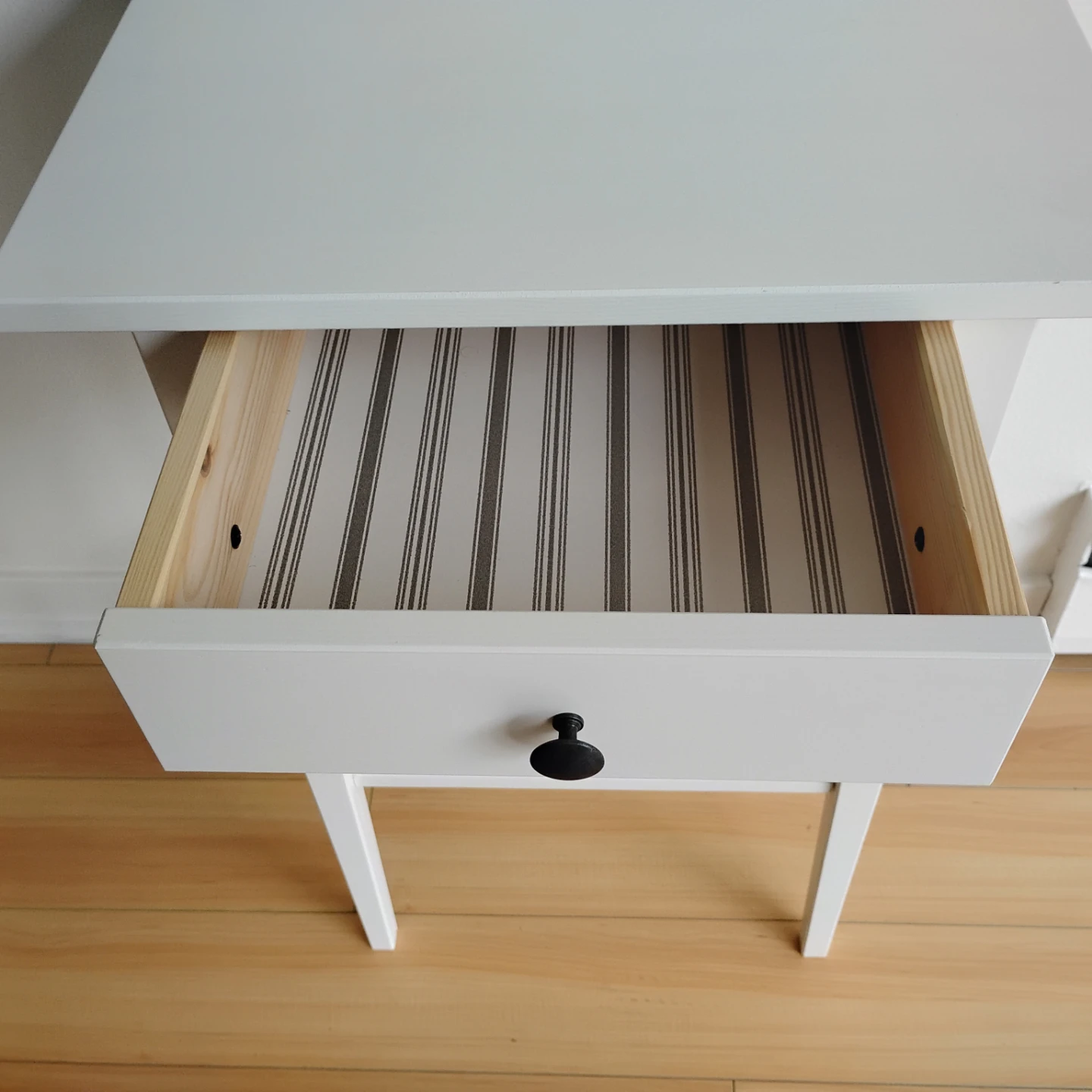 HEMNES Nightstand Bed Table Ikea - West End - photo 3