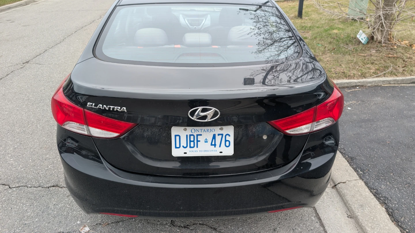Black Hyundai Elantra - photo 2