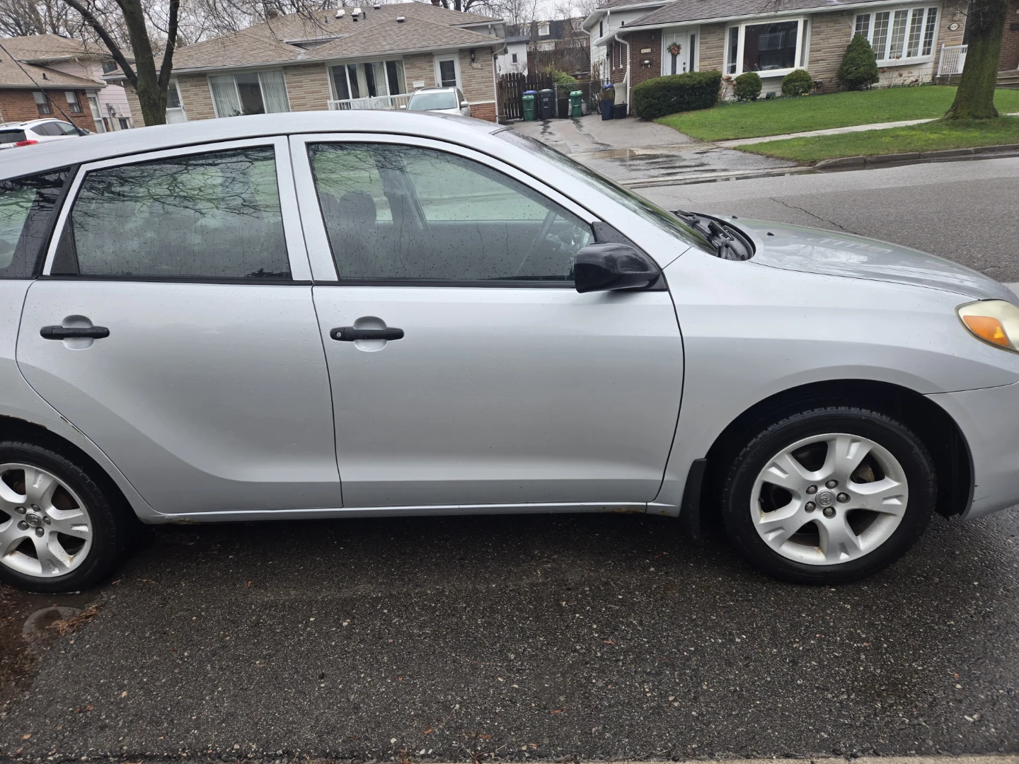 2005 Toyota Matrix Silver - photo 3
