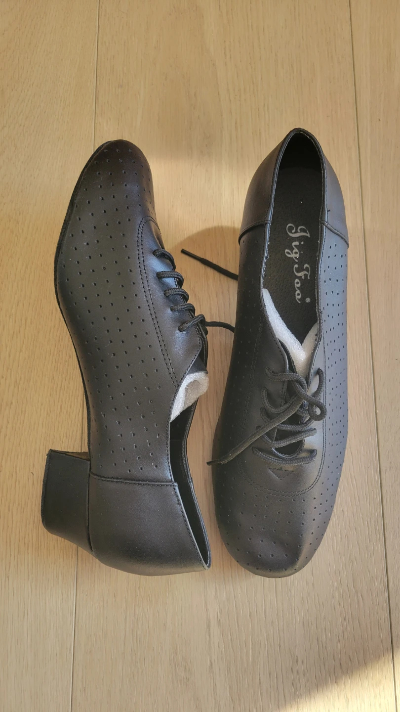 Jig Foo Black faux Leather Dance Shoes Size 38 - photo 4
