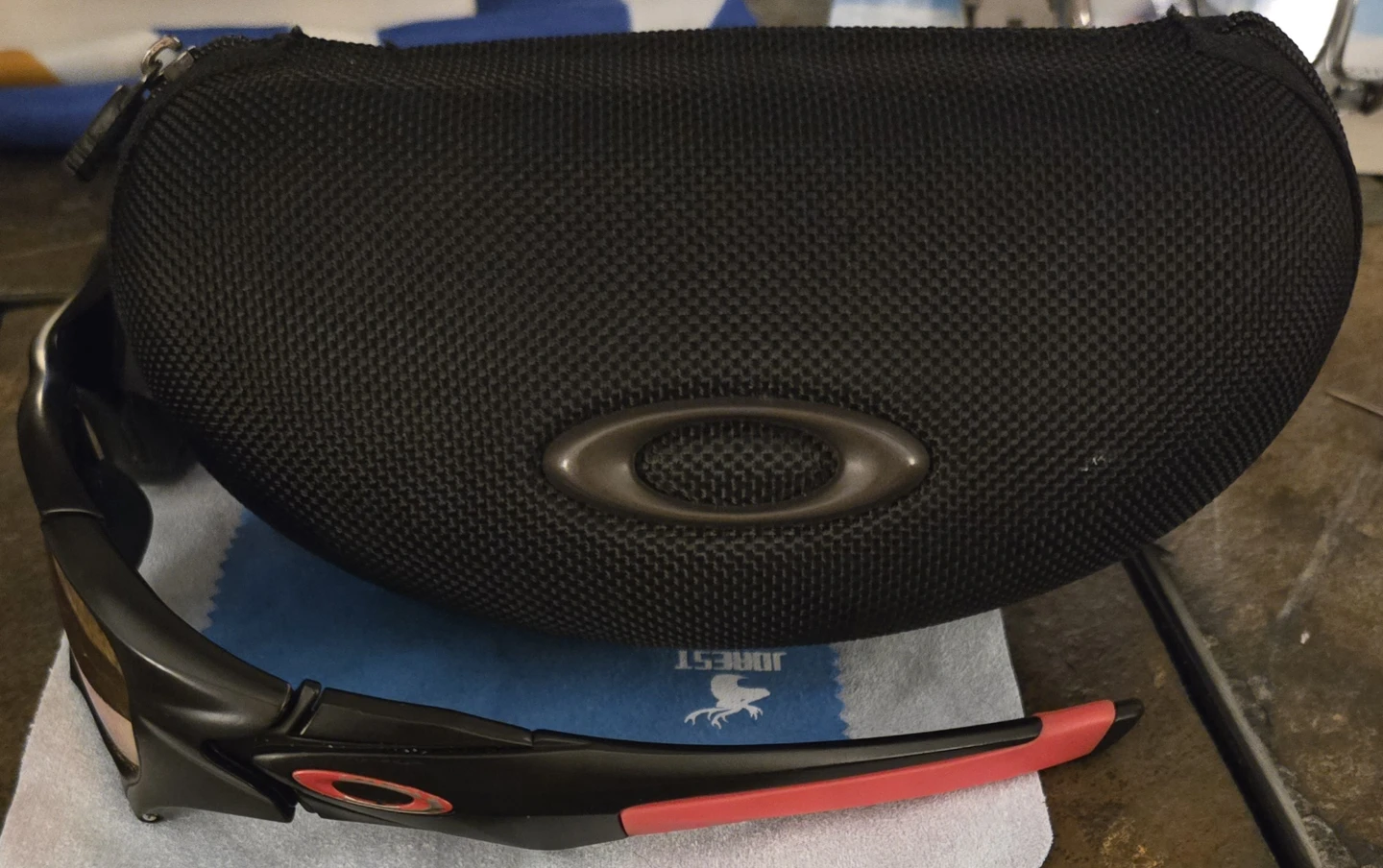 Oakley Sunglasses. $40. - photo 5