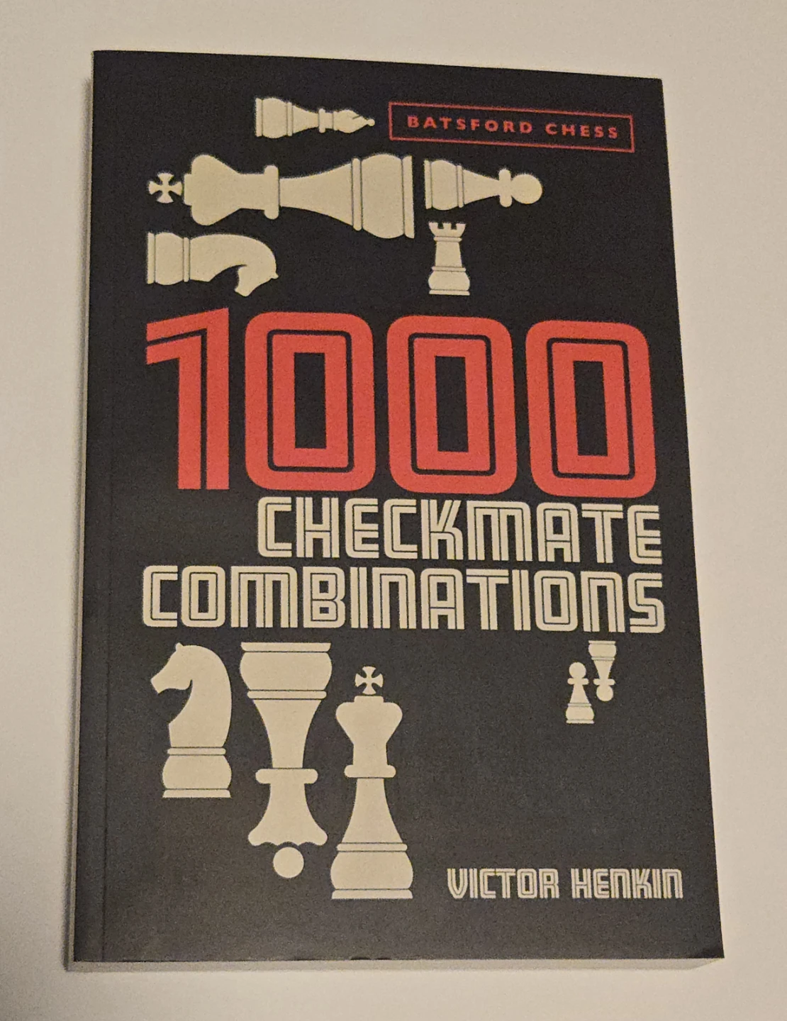 1000 Checkmate Combinations Chess Book by Victor Henkin