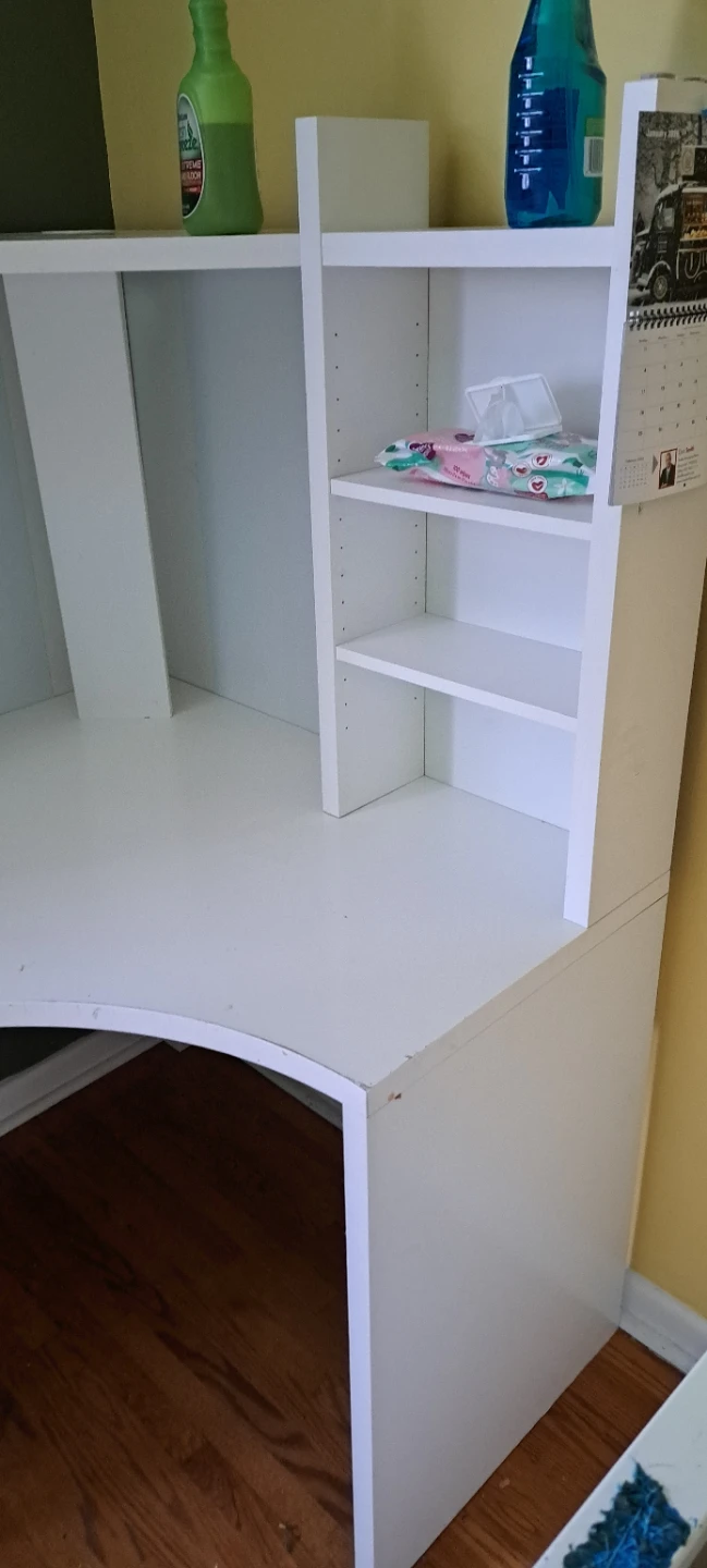 White corner desk with marble accent drawers - photo 2