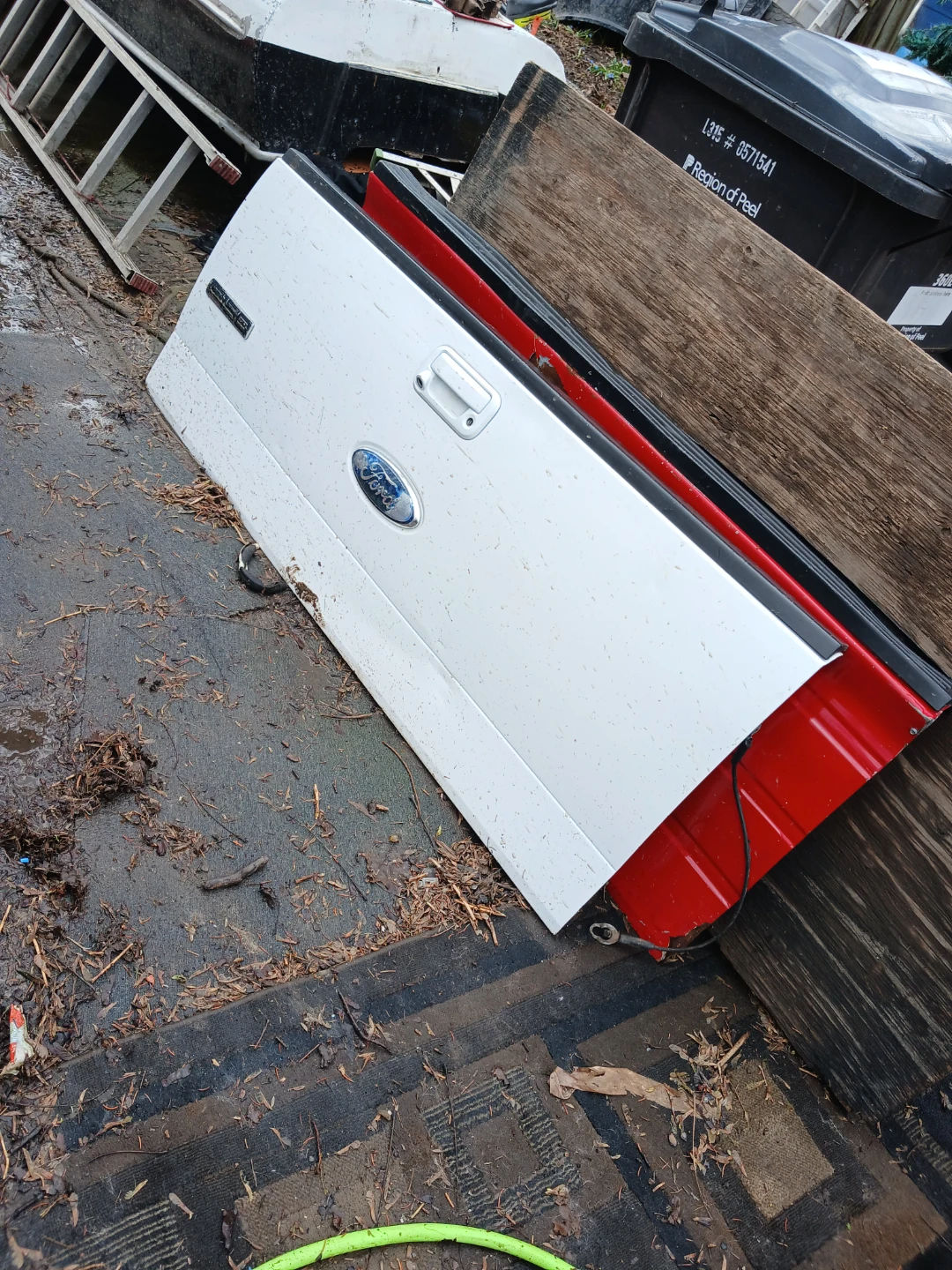 Ford Tailgate - photo 2
