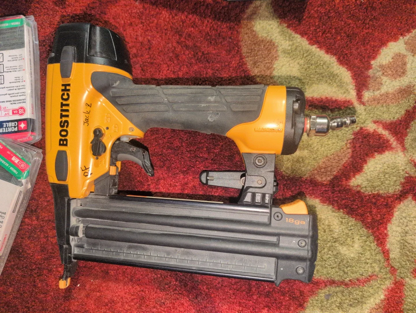 BOSTITCH 16ga Brad Nailer with Porter Cable Nails and Bag - photo 2