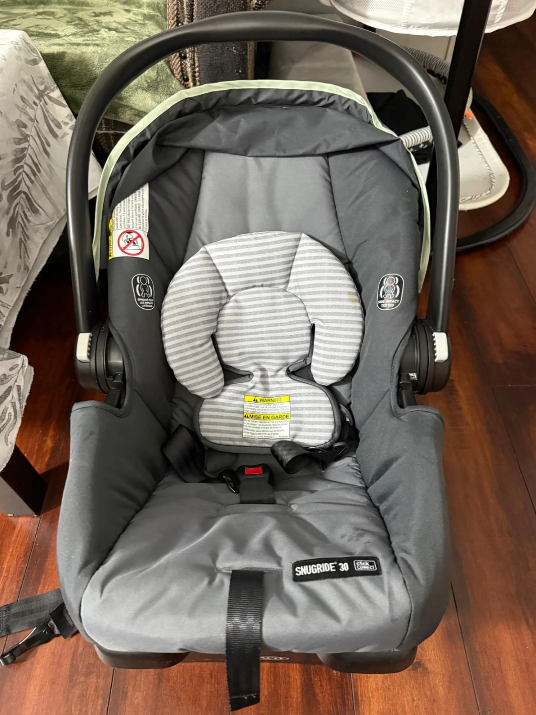 Graco SnugRide 30 Infant Car Seat