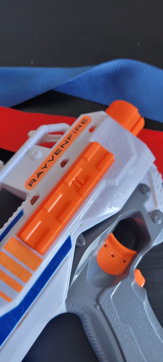 Nerf Rival Rayvenfire & Xviii-700 Blasters - photo 3