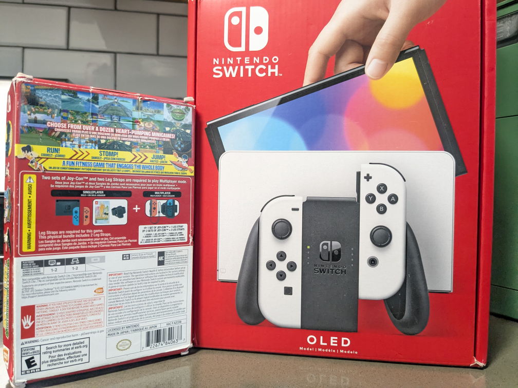 Nintendo Switch OLED System + Active Life Game - photo 4