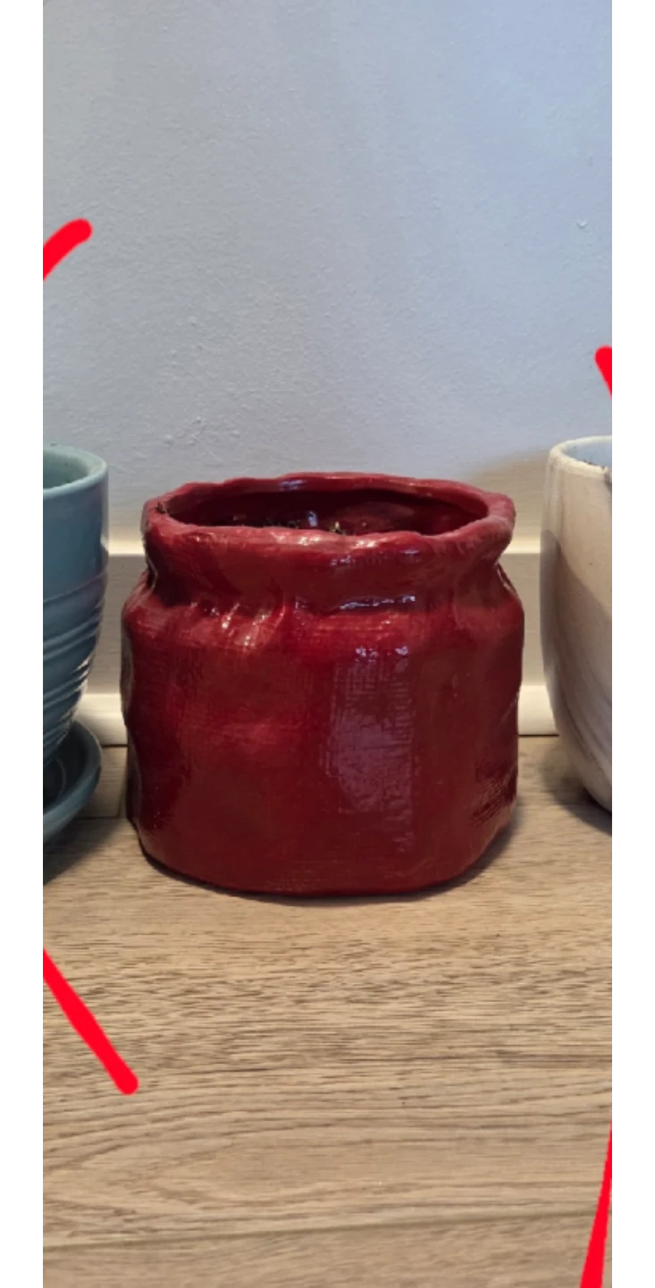 Red Planter/Pot - photo 3