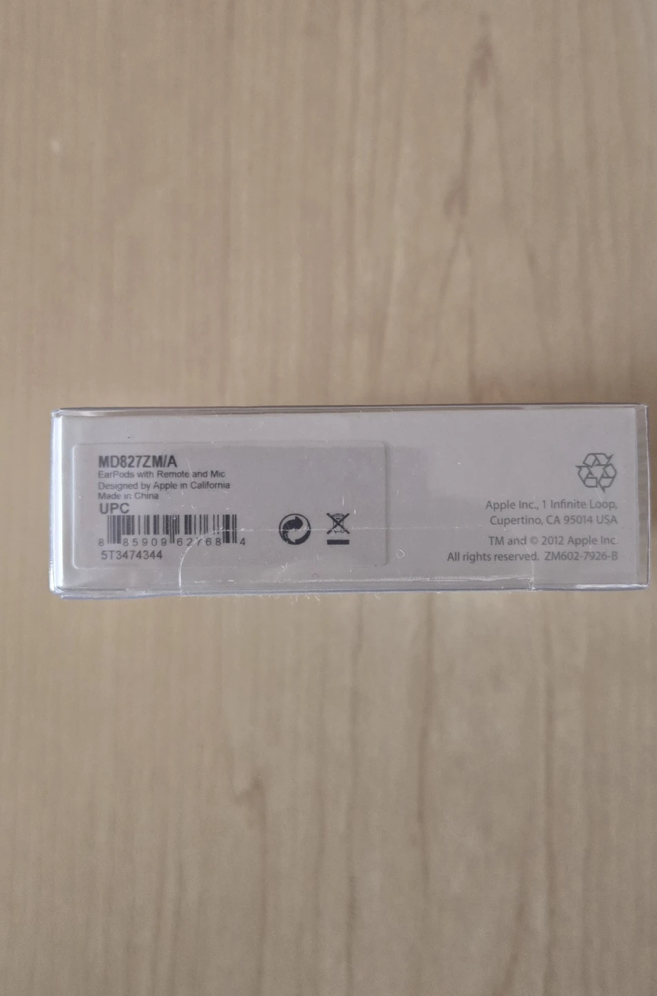 Apple EarPods with Remote and Mic - photo 3