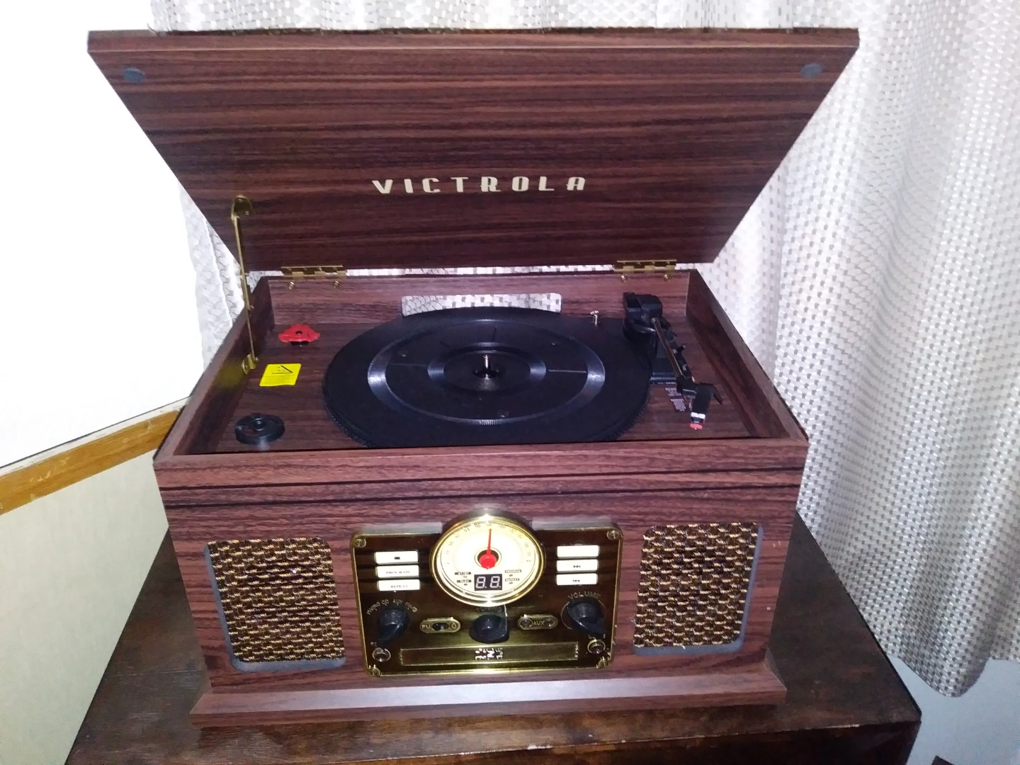 Victrola Record Player Turntable - photo 2