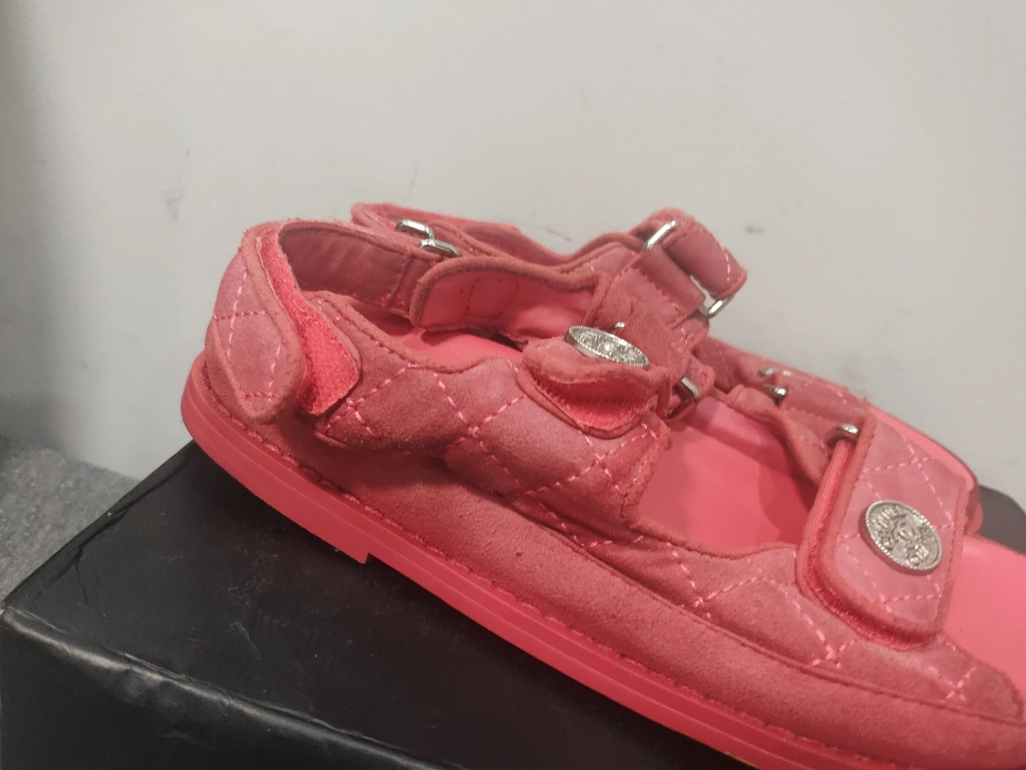 Chanel Pink Quilted Suede Sandals Size 36C - photo 2
