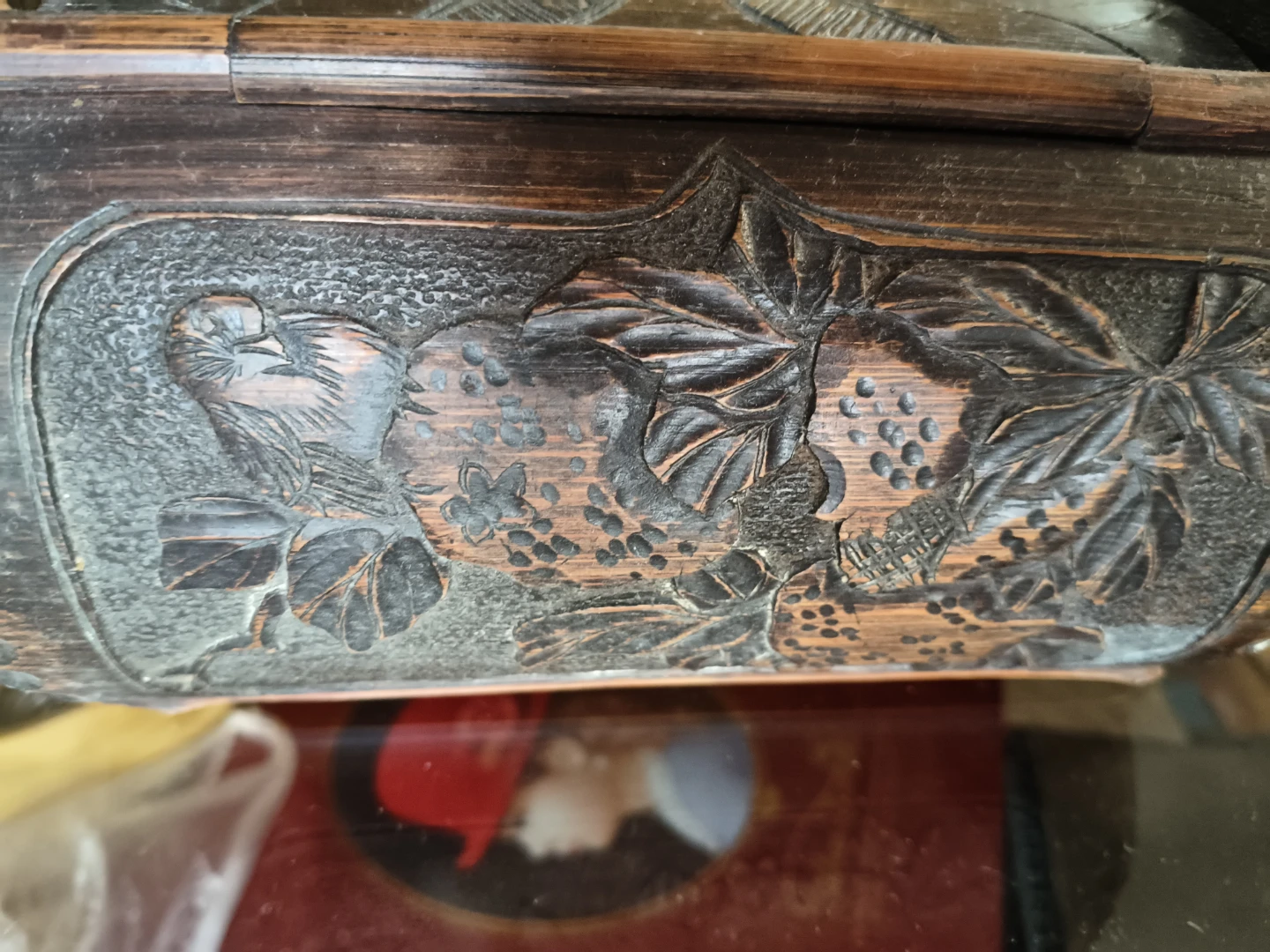 Carved bamboo Trinket Box - photo 2