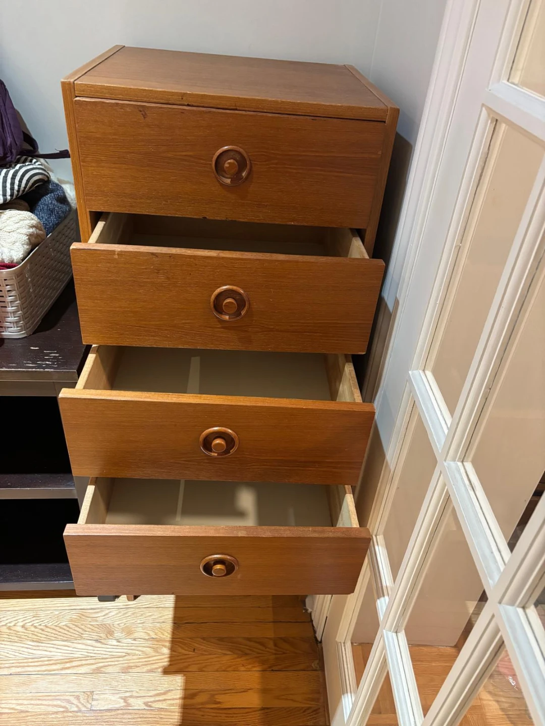 Wooden Chest of Drawers - photo 3